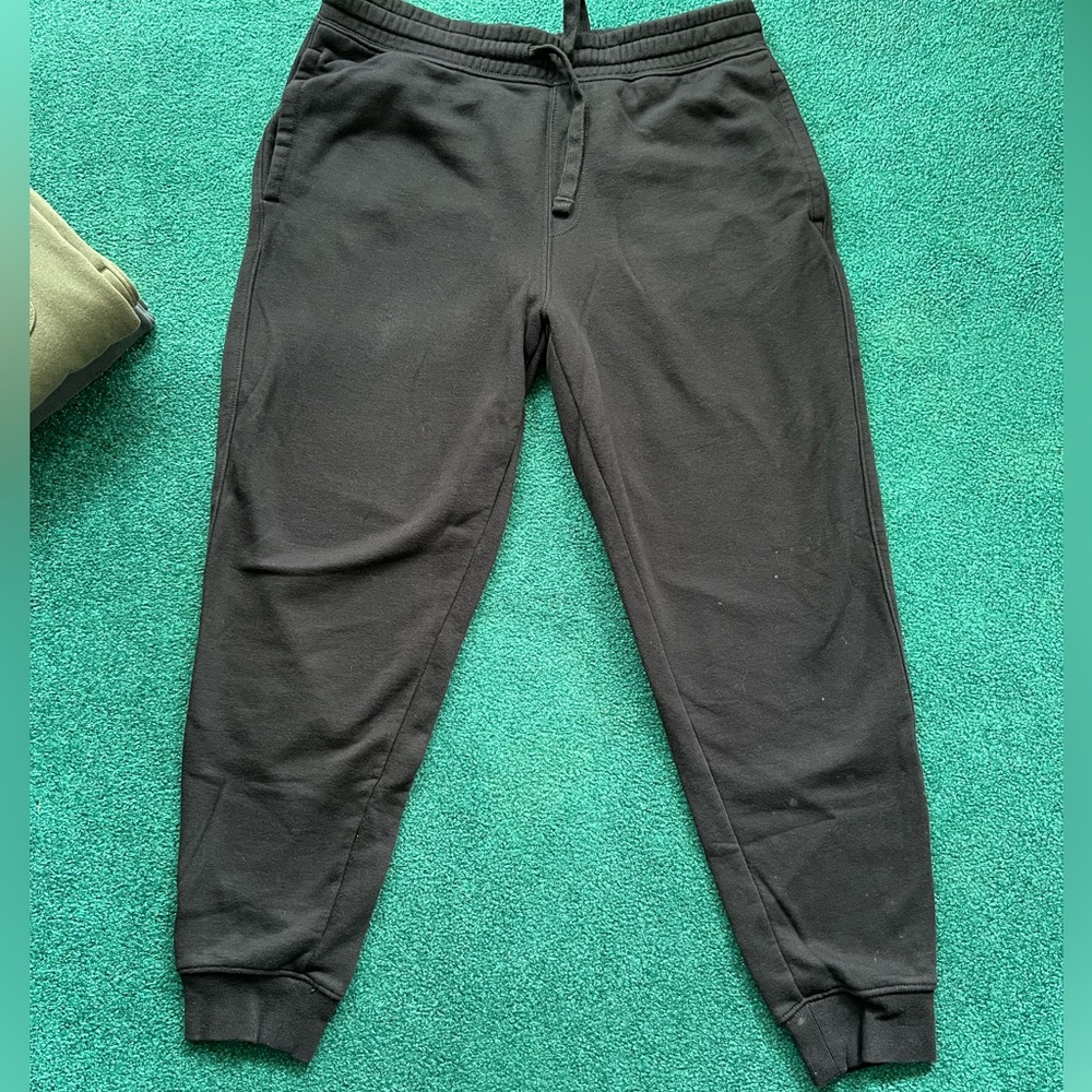 Black old navy jogger sweatpants LT